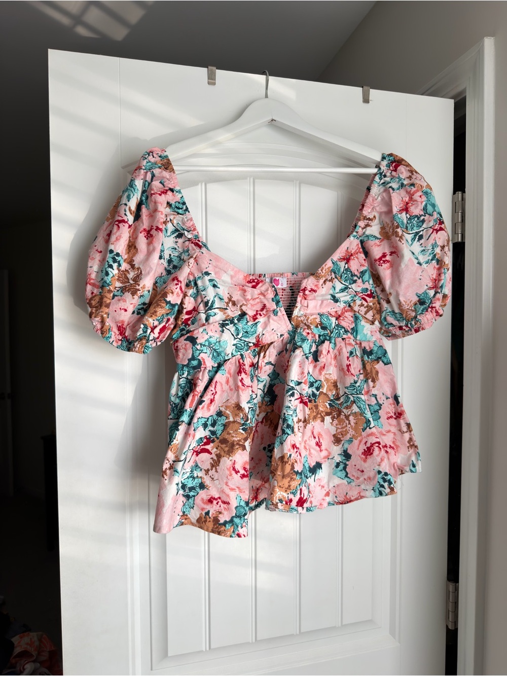 Buddy Love Pink Floral Puff-Sleeve Peplum Top